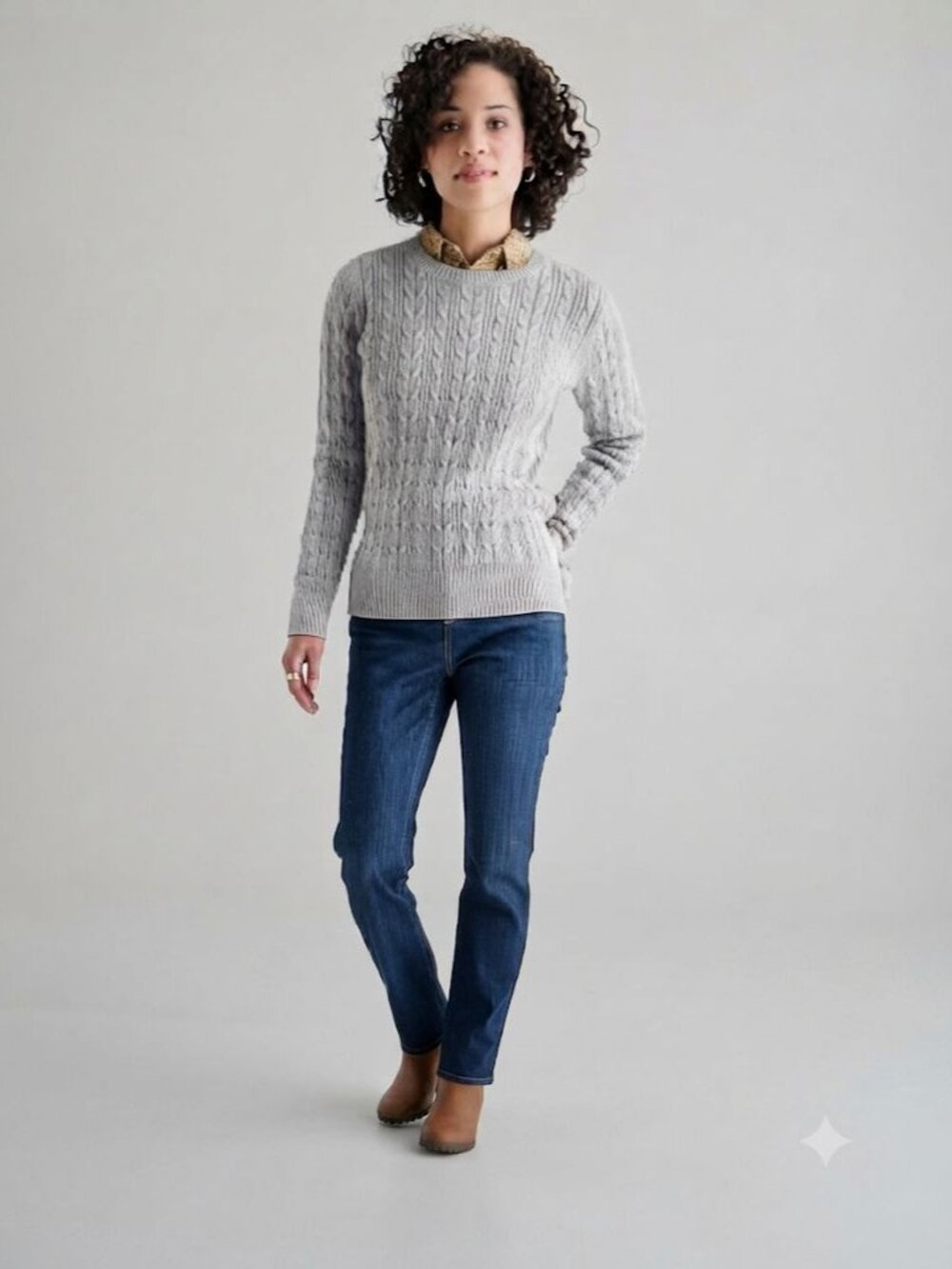 St. John's Bay Crew Neck Grey Classic Cable Knit Sweater Pullover Size Large